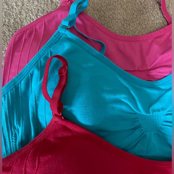 Lot of three Coobie scoop neck cami bras bralettes one size - Picture 2 of 2